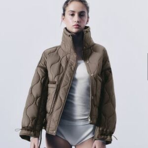NWOT Zara Water Repellent Puffer Jacket - Small